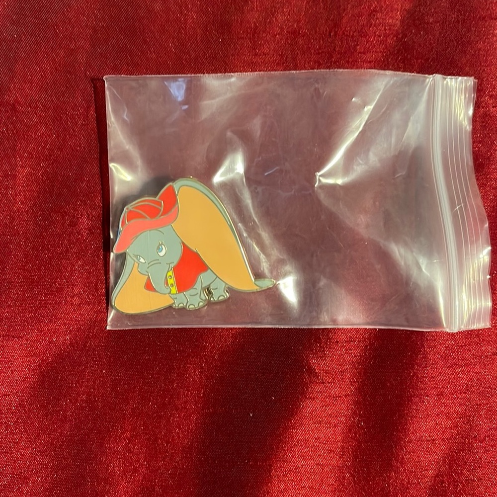 Dumbo Disney Pin